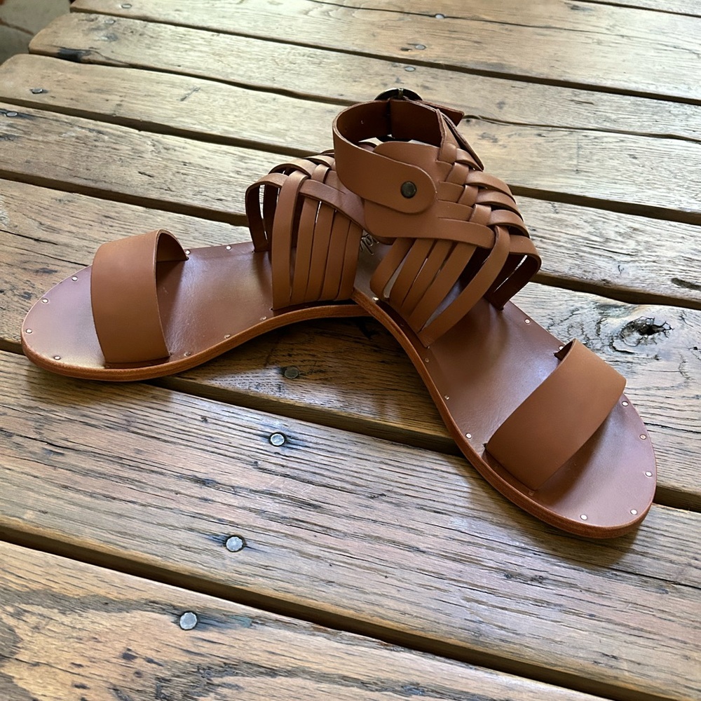 beek ‘Raven’ woven sandals - NWT!
